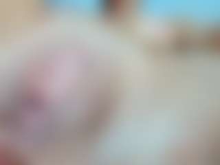 Live cam show with KellySuper - Ride on Soda Cam