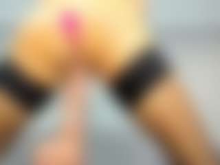 Live cam show with KellySuper - Thong on https://playwithruby.com