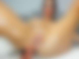 Live cam show with KellySuper - Bedroom on slutload