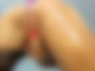 Live cam show with KellySuper - Athletic on SinfulBabes