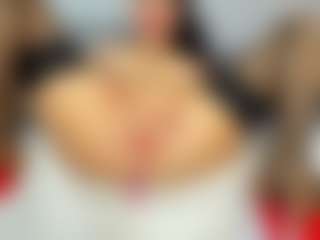 KellySuper's Live Sex Cam Show