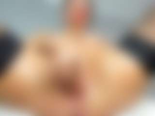KellySuper's Live Sex Cam Show