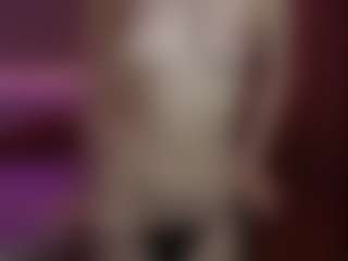 AmandaBynesS's Live Sex Cam Show