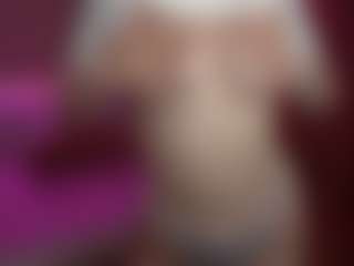 AmandaBynesS's Live Sex Cam Show