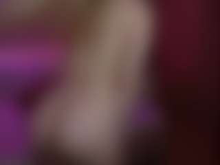 AmandaBynesS's Live Sex Cam Show