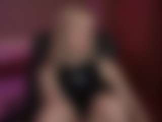 AmandaBynesS's Live Sex Cam Show