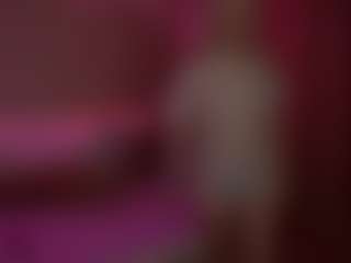 AmandaBynesS's Live Sex Cam Show