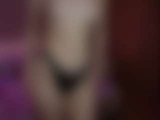 AmandaBynesS's Live Sex Cam Show