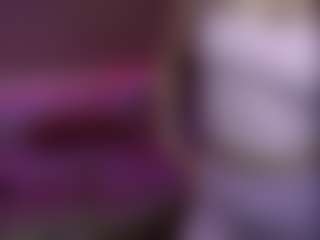 Live cam show with AmandaBynesS - Green Eyes on fuklive.com