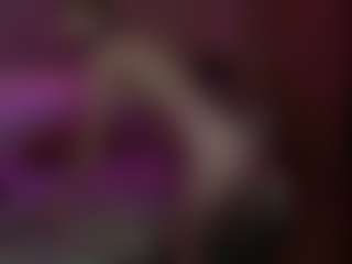 Live cam show with AmandaBynesS - Small Tits on SpankPalCams