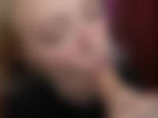 AmandaBynesS's Live Sex Cam Show