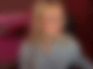 AmandaBynesS's Live Sex Cam Show