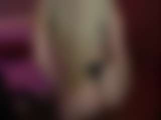 Live cam show with AmandaBynesS - Small Tits on ObeyMaria