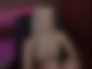 Live cam show with AmandaBynesS - Lush on madthumbs