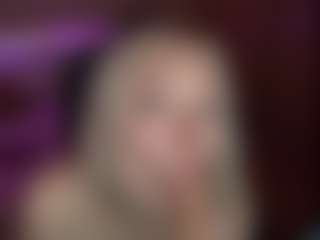 Live cam show with AmandaBynesS - Blonde Hair Teen (18+) on Camsoda