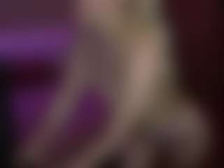 AmandaBynesS's Live Sex Cam Show