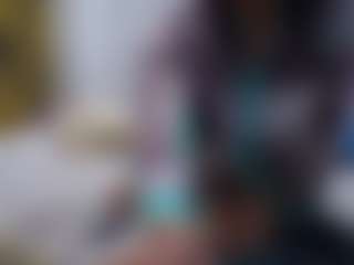 shakshi67 MILF webcam performer live streaming