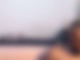 Live cam show with Kaiadebayo - Shaved Pussy on Hubzter Live