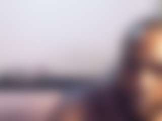 Live cam show with Kaiadebayo - Teen (18+) on Cam Slut