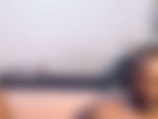 Live cam show with Kaiadebayo - Brown Eyes on camwithhim.com