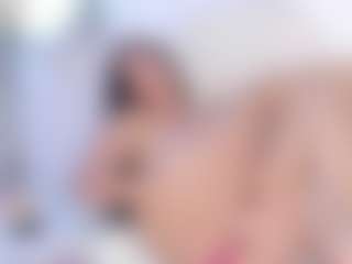 Live cam show with sellenaross - Swallow on Milfs Live