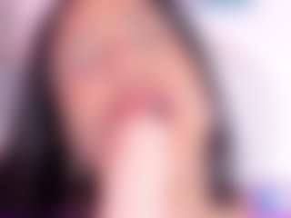 Live cam show with sellenaross - Moaning on CamSodaAdn