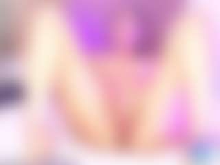 Live cam show with sellenaross - Amateur Curvy on Chatstar