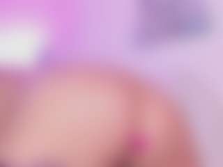 Live cam show with sellenaross - Eating Pussy on Camsoda
