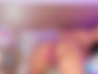 Live cam show with sellenaross - Eating Pussy on Camsoda Late Night
