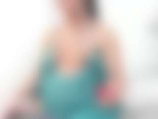 bella_adamss_'s Live Sex Cam Show