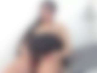 bella_adamss_'s Live Sex Cam Show