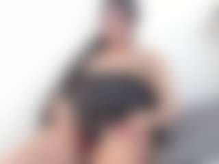 bella_adamss_'s Live Sex Cam Show