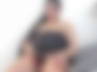 bella_adamss_'s Live Sex Cam Show