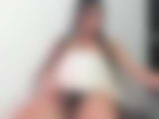 Live cam show with bella_adamss_ - Big Cock on Milfs Live