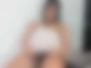 bella_adamss_'s Live Sex Cam Show