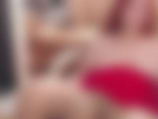 CrazyMomy's Live Sex Cam Show
