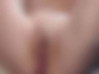 Live cam show with CrazyMomy - MILF on CamwithHer
