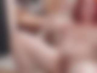 Live cam show with CrazyMomy - Dildo on crypto-cams