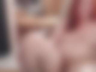 CrazyMomy's Live Sex Cam Show