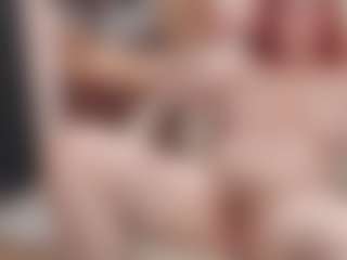 Live cam show with CrazyMomy - Granny on Camsoda