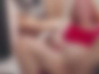 CrazyMomy MILF webcam performer live streaming