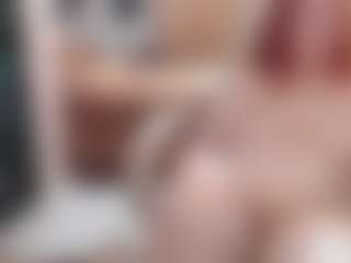 CrazyMomy's Live Sex Cam Show