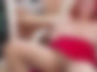 Live cam show with CrazyMomy - Dildo on AdultVida.com
