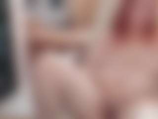 CrazyMomy's Live Sex Cam Show