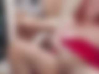 CrazyMomy's Live Sex Cam Show