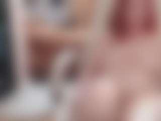 CrazyMomy's Live Sex Cam Show