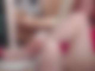 CrazyMomy's Live Sex Cam Show