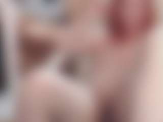 CrazyMomy's Live Sex Cam Show