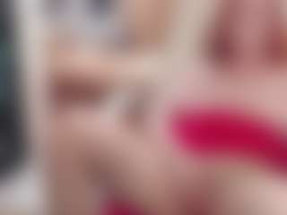 CrazyMomy's Live Sex Cam Show