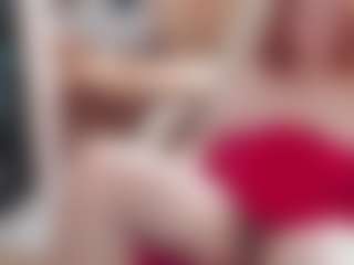 CrazyMomy MILF webcam performer live streaming